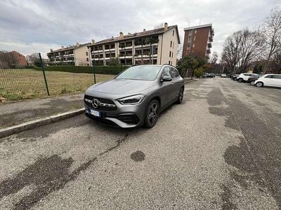 Usata Mercedes GLA220 AMG line 190 CV (139 kW) 2023 Grigio SUV