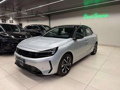 Usata Opel Corsa Ultimate 101 CV (74 kW) 2024 Argento Berlina