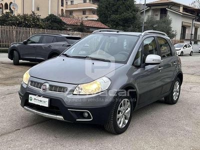 Usata Fiat Sedici Emotion 120 CV (88 kW) 2013 Grigio SUV