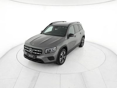 Usata Mercedes GLB200 150 CV (110 kW) 2022 Grigio SUV