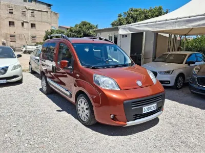 Usata Fiat Qubo Trekking 95 CV (69 kW) 2012 Marrone Monovolume