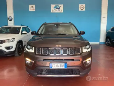 Usata Jeep Compass Limited 170 CV (125 kW) 2018 Grigio SUV
