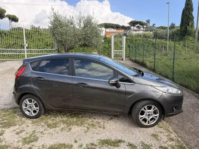 Usata Ford Fiesta Titanium 75 CV (55 kW) 2017 Utilitaria