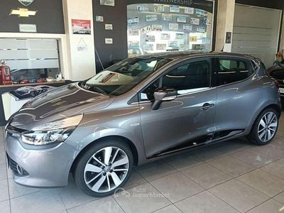 Usata Renault Clio IV 90 CV (66 kW) 2015 Grigio Berlina