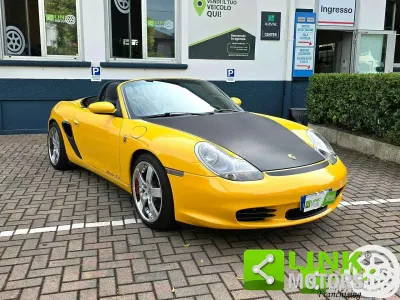 Usata Porsche 986 Boxster 260 CV (191 kW) 2003 Giallo Cabrio
