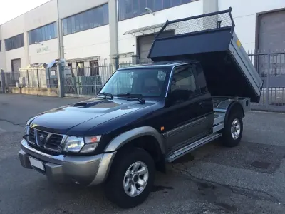 Usata Nissan Patrol 174 CV (127 kW) 2005 Blu SUV