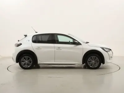 Usata Peugeot e-208