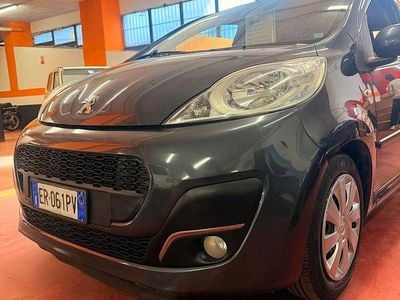 Gray Usata 2013 Peugeot 107 Utilitaria | 5500 € (Buon prezzo)
