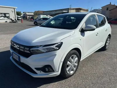 Usata Dacia Sandero Comfort 67 CV (49 kW) 2024 Bianco Berlina