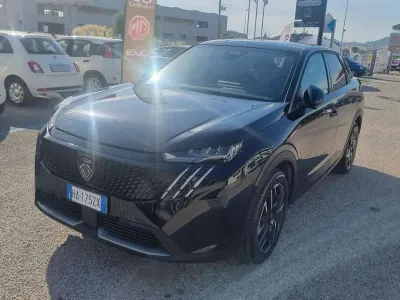 Usata Peugeot 3008 Allure 136 CV (100 kW) 2025 Nero SUV