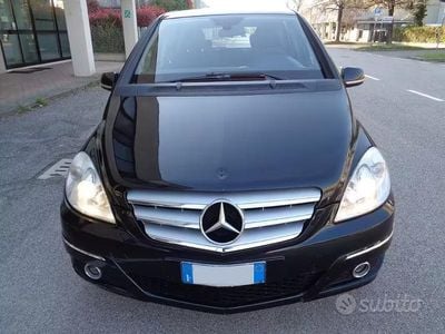 Usata Mercedes B180 Executive 109 CV (80 kW) 2010 Nero metallizzato Monovolume