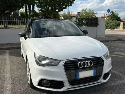 Usata Audi A1 Sportback S-Line 90 CV (66 kW) 2014 Bianco Utilitaria