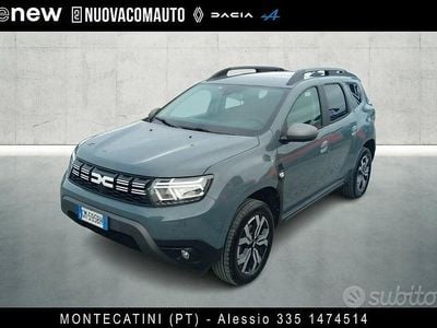 Usata Dacia Duster Journey 101 CV (74 kW) 2023 Grigio chiaro SUV