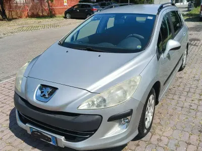 Usata Peugeot 308 Style 120 CV (88 kW) 2011 Argento Station wagon