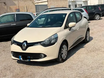 Usata Renault Clio IV 75 CV (55 kW) 2015 Berlina