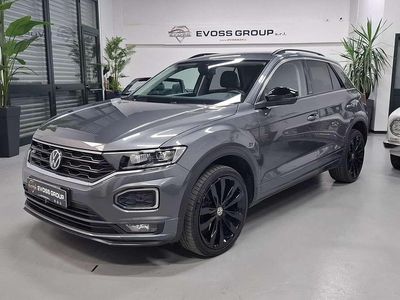 Usata VW T-Roc R-line 116 CV (85 kW) 2020 Grigio SUV