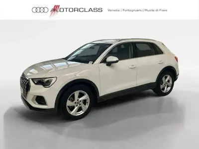 Usata Audi Q3 Advanced Plus 150 CV (110 kW) 2020 Bianco ghiacciaio metallizzato SUV