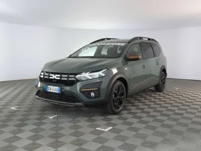 Usata Dacia Jogger Extreme 101 CV (74 kW) 2023 Lichen kaki Monovolume