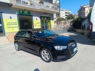 Usata Audi A3 Business 116 CV (85 kW) 2019 Nero Berlina