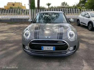 Usata Mini Cooper D Clubman 150 CV (110 kW) 2016 Grigio/tetto nero Station wagon