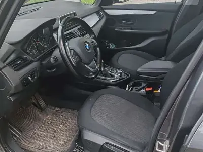 Begagnad BMW 218 Active Tourer Luxury Line 150 HK (110 kW) 2017 Blå Minibuss