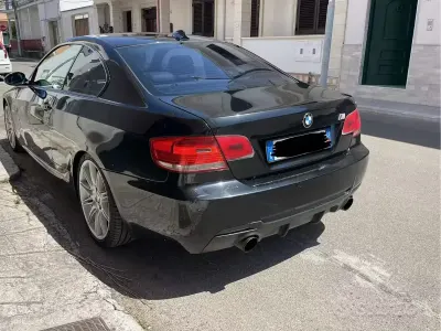 Usata BMW 320 Efficient Dynamics 177 CV (130 kW) 2009 Nero