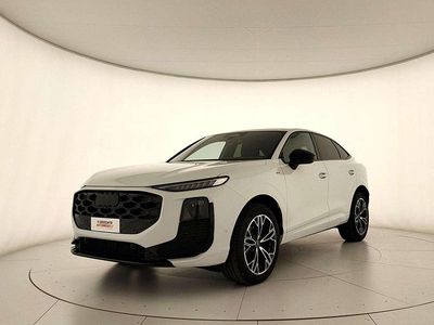 Nuova Audi Q3 S-Line 150 CV (110 kW) 2026 Bianco SUV