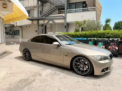 Usata BMW 330 Cabriolet 245 CV (180 kW) 2009 Marrone Cabrio
