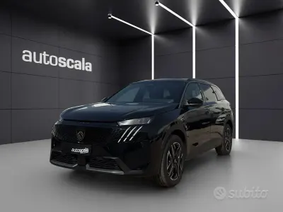 Usata Peugeot 5008 Allure 136 CV (100 kW) 2025 Nero SUV