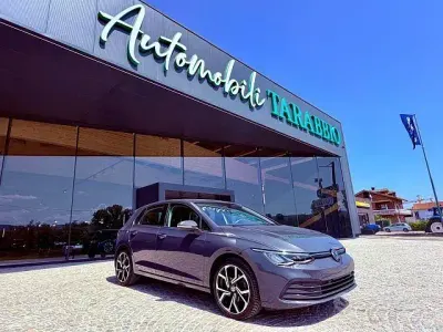 Usata VW Golf VIII 116 CV (85 kW) 2022 Grigio Berlina
