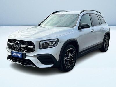 Usata Mercedes GLB200 Premium 150 CV (110 kW) 2022 Argento metallizzato SUV