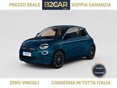 Usata Fiat 500e 42 kW (58 CV) 2024 Verde Berlina