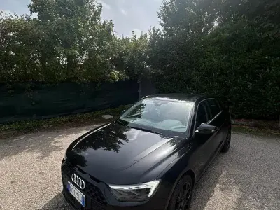 Usata Audi A1 95 CV (69 kW) 2021 Nero SUV
