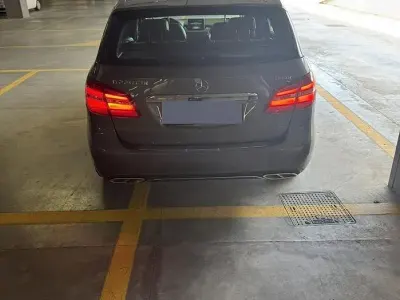 Usata Mercedes B220 177 CV (130 kW) 2015 Monovolume