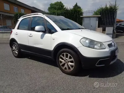 Usata Fiat Sedici Dynamic 135 CV (99 kW) 2011 Bianco SUV