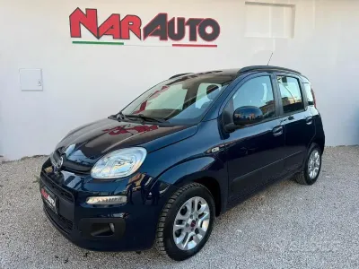 Usata Fiat Panda Lounge 95 CV (69 kW) 2017 Blu Utilitaria