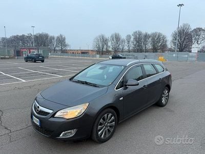 Usata Opel Astra Sport 125 CV (91 kW) 2012 Station wagon