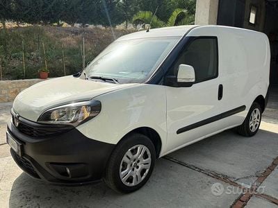 Usata Fiat Doblò 95 CV (69 kW) 2018 Bianco Monovolume
