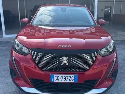 Usata Peugeot 2008 Allure 130 CV (95 kW) 2021 Rosso SUV