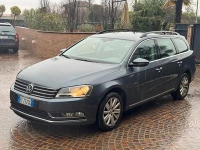 Usata VW Passat Comfortline 149 CV (109 kW) 2012 Grigio Station wagon