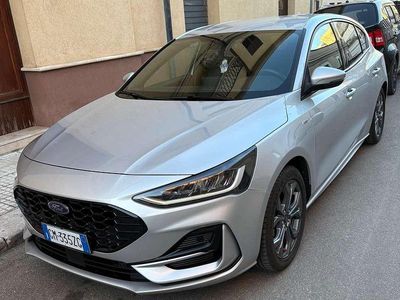 Usata Ford Focus ST-Line 125 CV (91 kW) 2023 Grigio Berlina