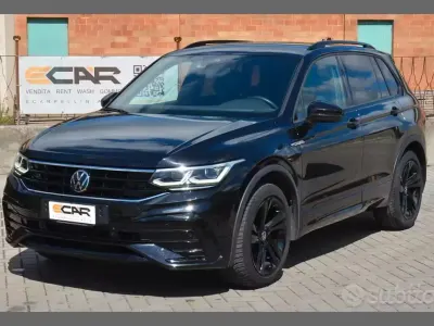 Usata VW Tiguan R-line 150 CV (110 kW) 2024 Nero SUV