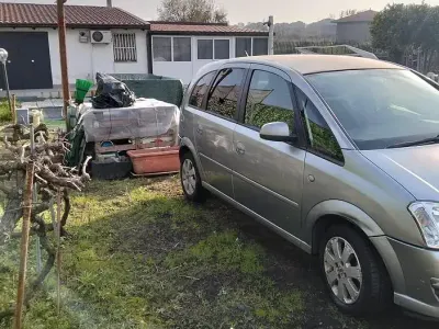 Usata Opel Meriva 75 CV (55 kW) 2006 Grigio Monovolume