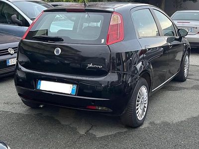 Usata Fiat Grande Punto 74 CV (54 kW) 2008 Nero Utilitaria