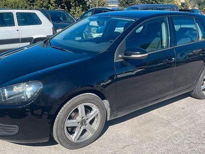 Usata VW Golf VI Comfortline 105 CV (77 kW) 2010 Nero Utilitaria