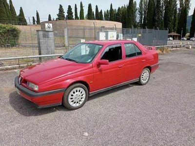 Usata Alfa Romeo 155 126 CV (92 kW) 1994 Rosso Berlina