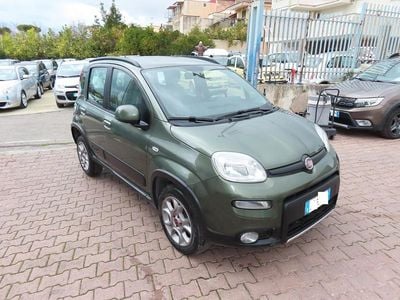 Usata Fiat Panda 4x4 Trekking 85 CV (62 kW) 2014 Verde Utilitaria