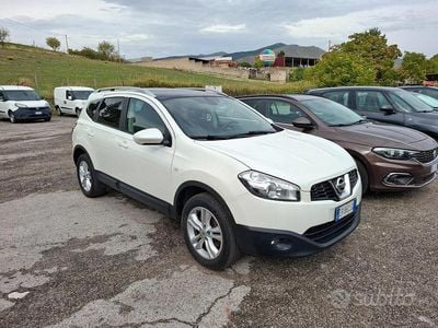 Używany Nissan Qashqai +2 131 KM (96 kW) 2013 Biały SUV