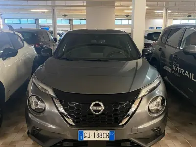 Usata Nissan Juke N-Connecta 93 CV (68 kW) 2023 Grigio SUV
