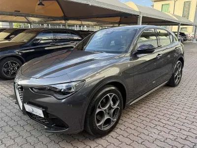 Usata Alfa Romeo Stelvio Ti 210 CV (154 kW) 2023 Grigio SUV